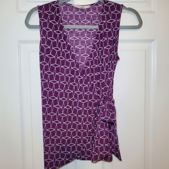 41 Hawthorn Faux Wrap Top Small Womens Sleeveless Purple Geometric Stretch - Picture 1 of 6